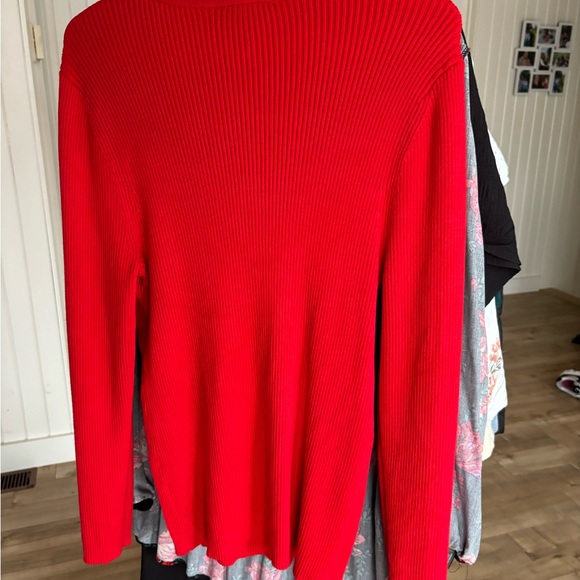 torrid Red Ribbed V-Neck Sweater - Picture 5 of 5
